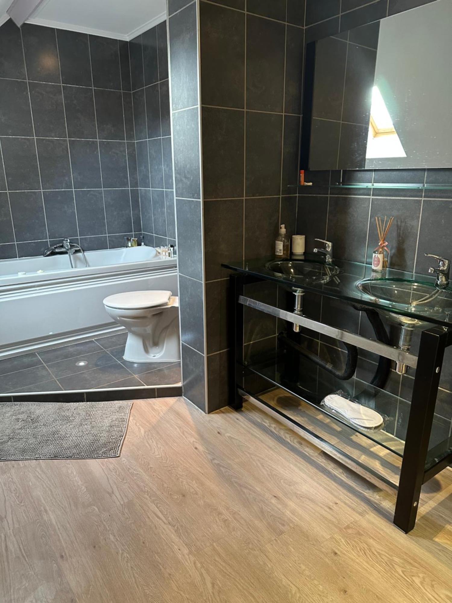 Chambre Privee A 10Min De Roissy Cdg, Au Calme, Parking Gratuit Le Mesnil-Amelot Exterior photo
